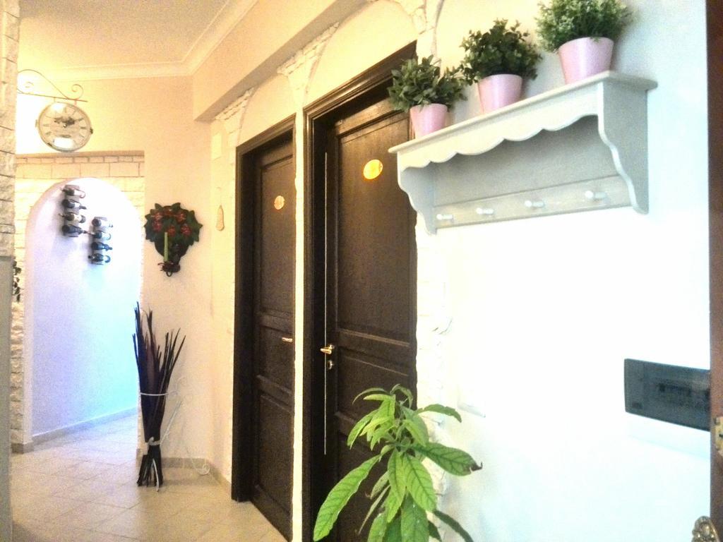 Antica Aria Di Roma Bed and Breakfast Εξωτερικό φωτογραφία