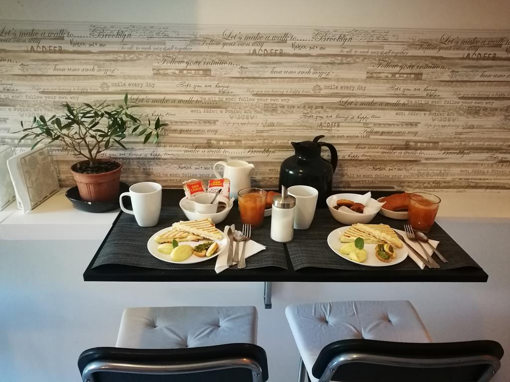 Antica Aria Di Roma Bed and Breakfast Εξωτερικό φωτογραφία