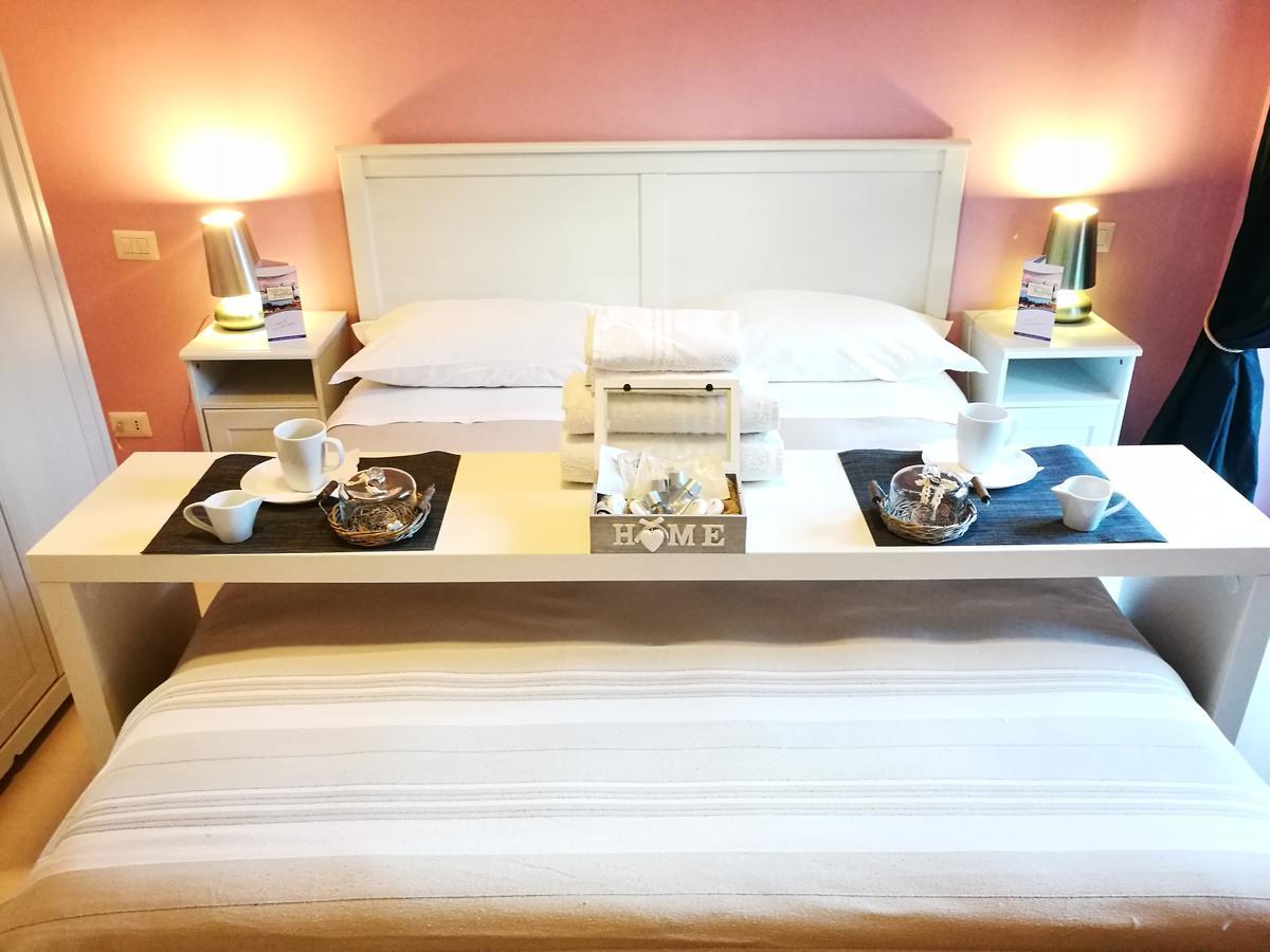 Antica Aria Di Roma Bed and Breakfast Εξωτερικό φωτογραφία