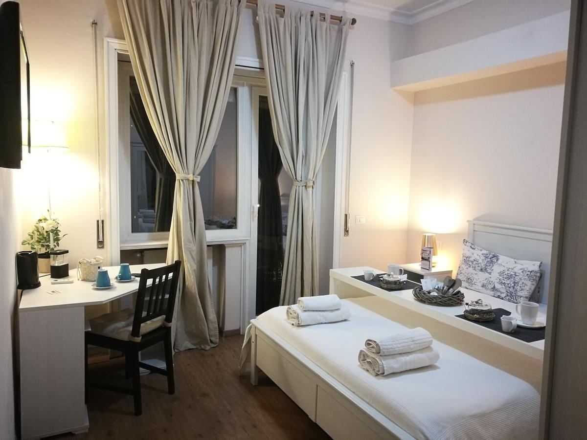 Antica Aria Di Roma Bed and Breakfast Εξωτερικό φωτογραφία
